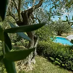 Podere Fontegallo Apartahotel