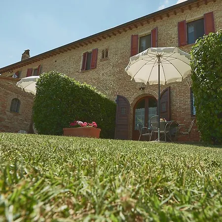 Podere Fontegallo アパートホテル