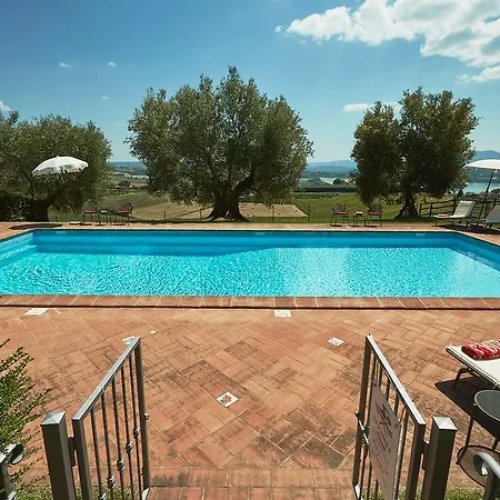 Podere Fontegallo מלון דירות 4*